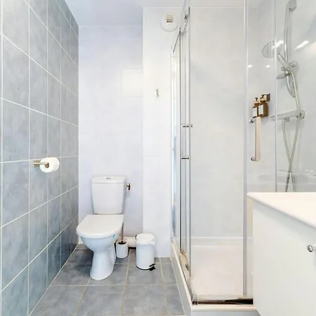 Apartment T2 Confort Lyonnais Metro Republique Garage Ferme